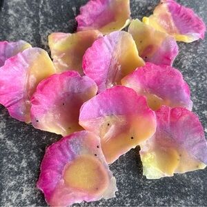 Lemon Berry Poppyseed Silk Petal Hand Soaps- 12 Pack Single Use Soap Petals